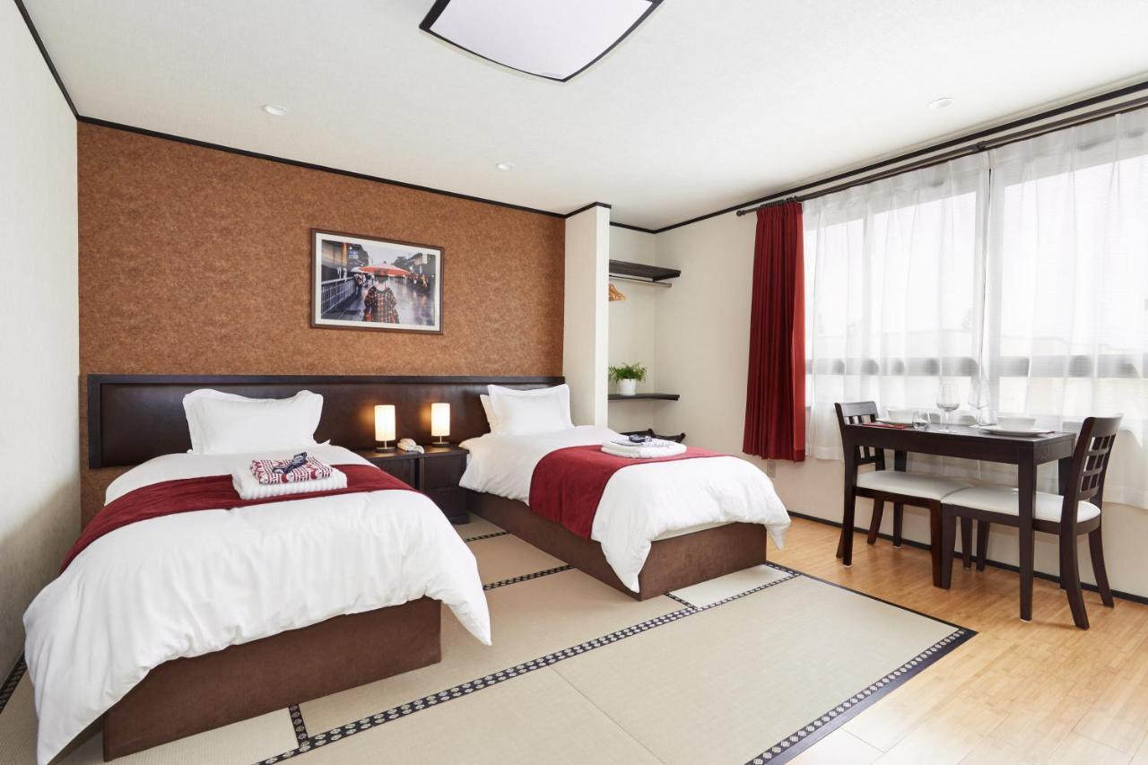 The Address Akakura Hotel Myoko Bagian luar foto
